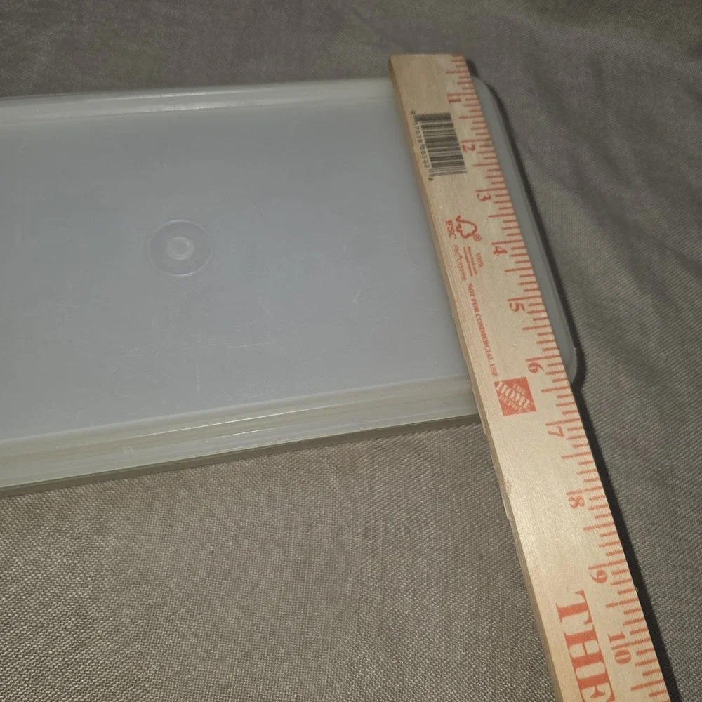 Vintage Tupperware Cracker Kracker Keeper Container Sheer Clear #677 With Lid
